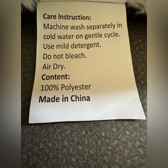 NEW Cozy Gray Cat Bed - Picture 13 of 16